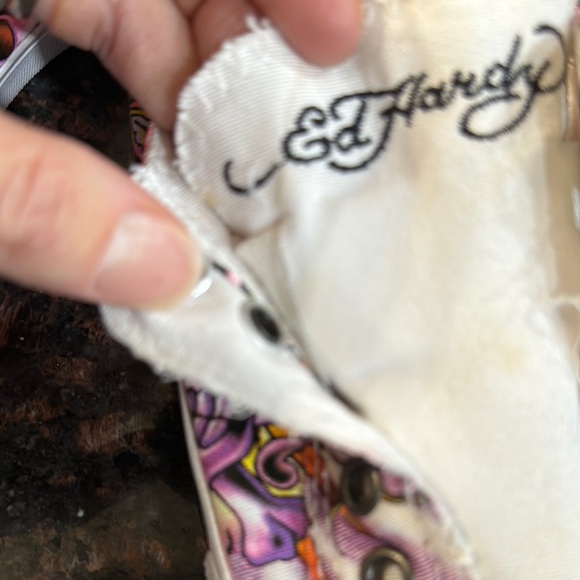 Ed Hardy Graffiti-Style Slip-On Sneakers - Picture 9 of 9